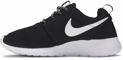 (W) Nike Roshe One 'Hitam' 844994-002 Lookbook (W) Nike Roshe One 'Hitam' 844994-002