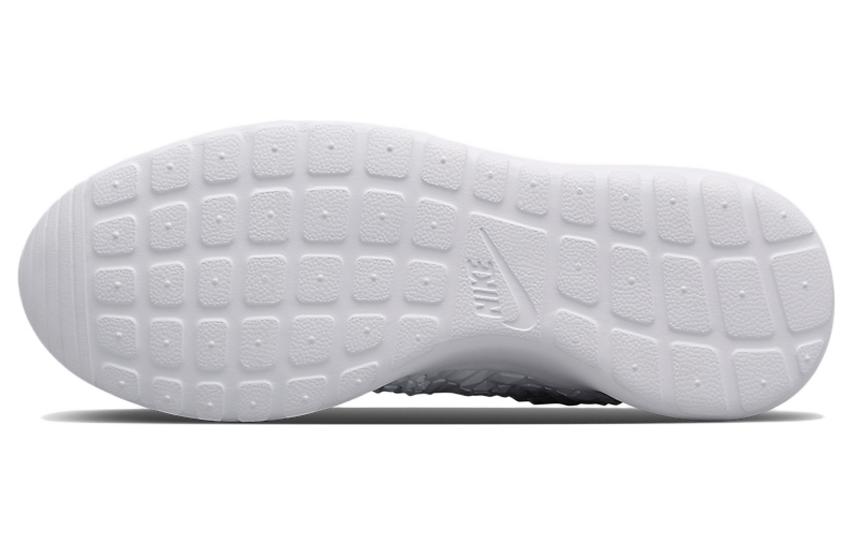 Details for (W) Nike Roshe One Diamonback zapatillas 824286-100