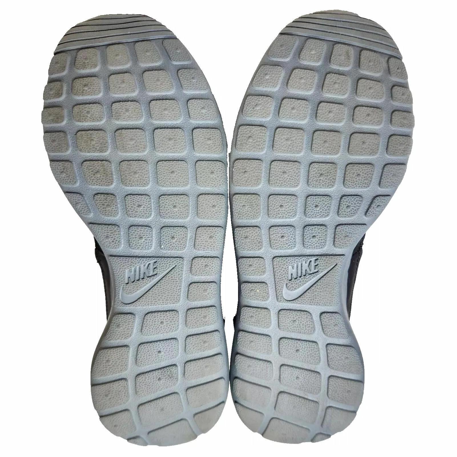 Shop (W) 耐克Roshe One高帮'黑色' 807424-001