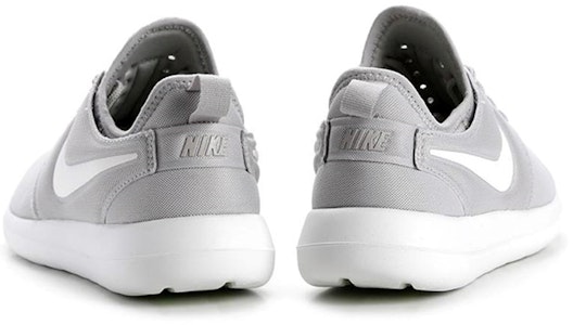 耐吉 Roshe Two Light Iron 女款 灰色 Lookbook 耐吉 Roshe Two Light Iron 女款 灰色