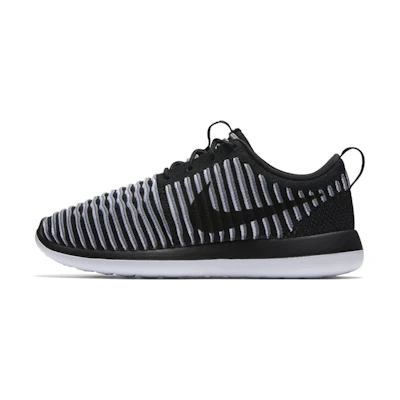 (W) Nike Roshe Two Flyknit 'Black'