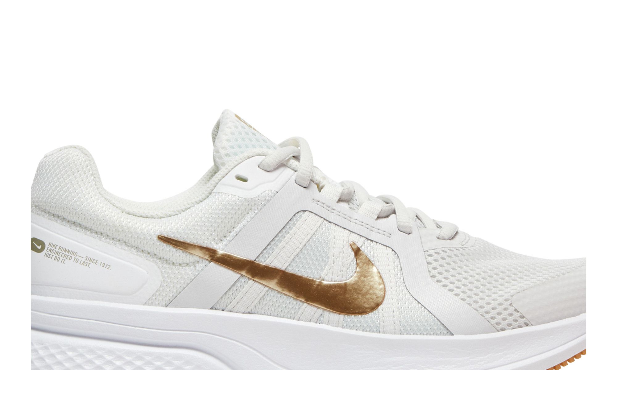 Lookbook (Women) Nike Run Swift 2 'Platinum Metallic Gold' CU3528-010