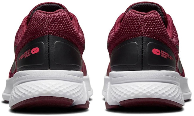 Nike Run Swift 2 低筒跑步鞋 女款 紅色 Shop Nike Run Swift 2 低筒跑步鞋 女款 紅色