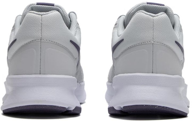 (Women) Nike Run Swift 3 'Platinum Tint Daybreak' DR2698-010 Lookbook (Women) Nike Run Swift 3 'Platinum Tint Daybreak' DR2698-010