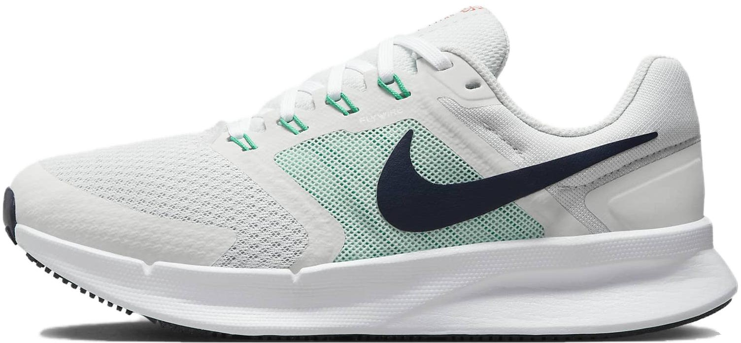 women-nike-run-swift-3-white-green-dr-2698-005