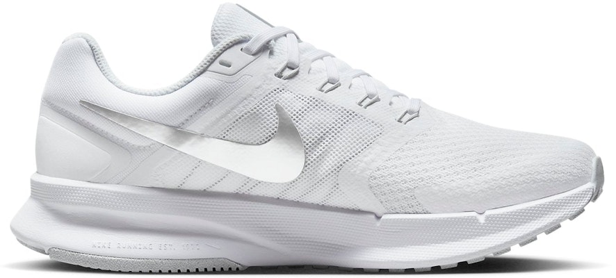 (W) 耐克 Run Swift 3 '白色金属银' DR2698-101 Order (W) 耐克 Run Swift 3 '白色金属银' DR2698-101