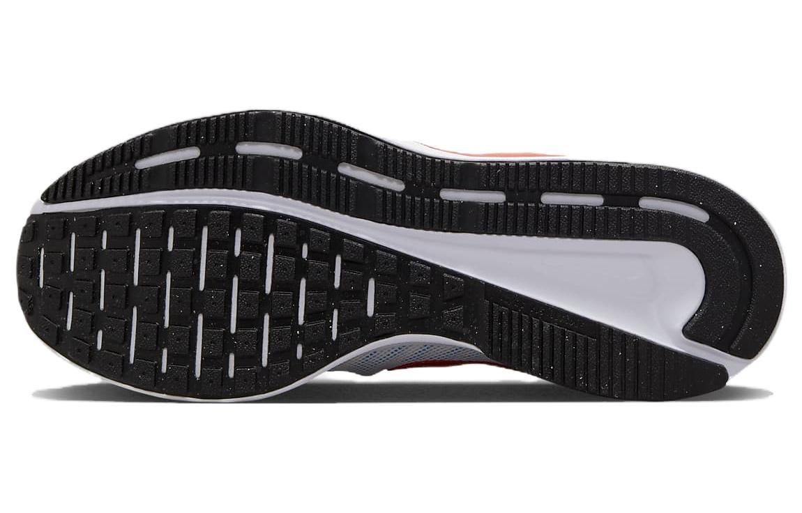 Sizing (W) 耐克Run Swift 3 '白辣椒红' DR2698-102