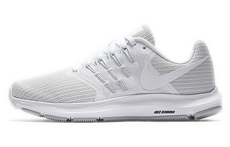 (W) Nike Run Swift 'White'