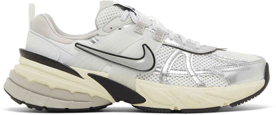 (W) Nike Runtekk 'Summit White' dalam Warna Putih Summit FD0736-100 Buy (W) Nike Runtekk 'Summit White' dalam Warna Putih Summit FD0736-100