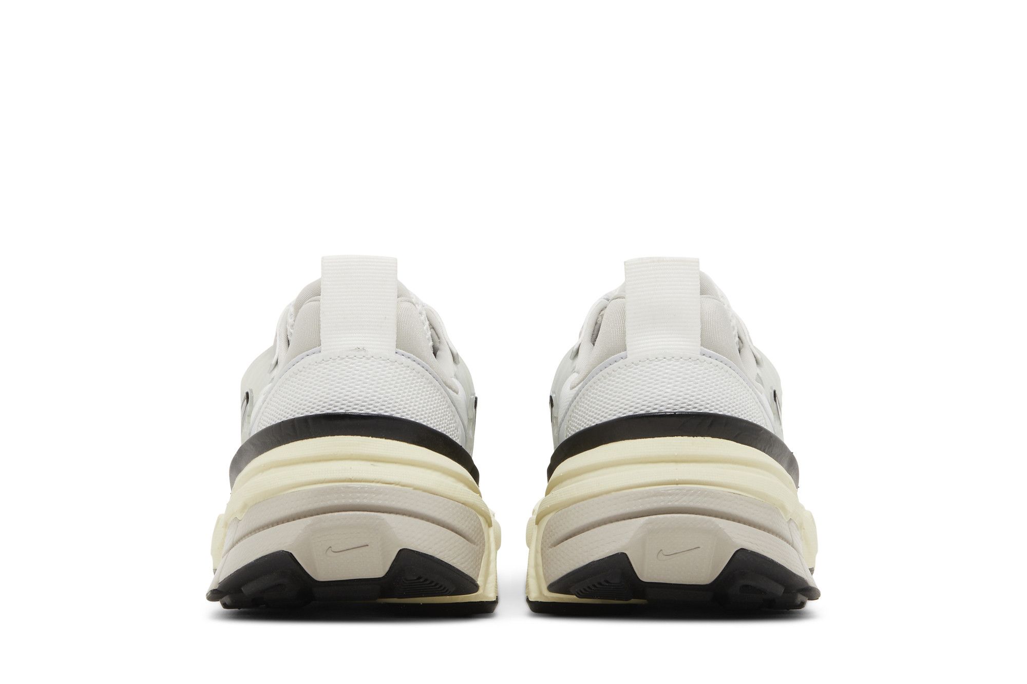 Sizing (W) Nike Runtekk 'Summit White' dalam Warna Putih Summit FD0736-100