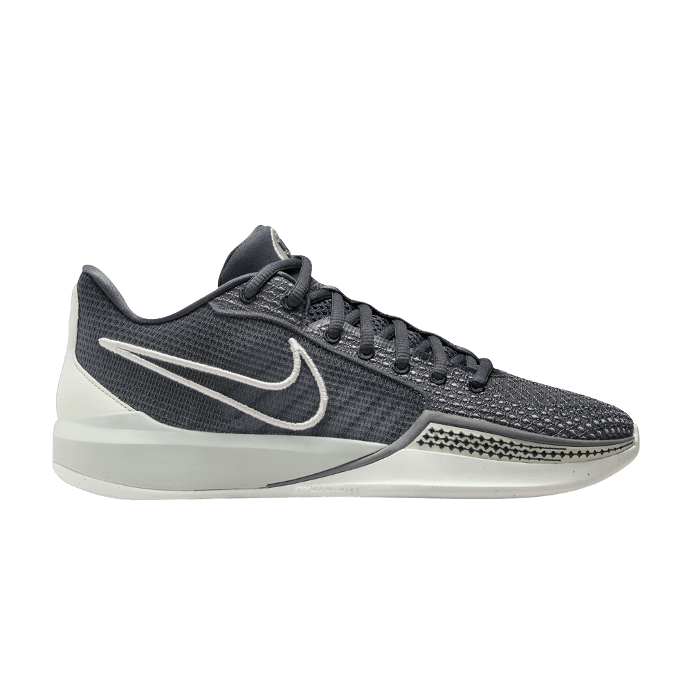 Women) Nike Sabrina 1  