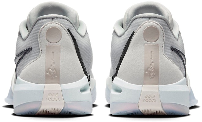 (W) Nike Sabrina 1 'Photon Dust' dalam Bahasa Malay. FQ3381-010/FQ3389-010 Shop (W) Nike Sabrina 1 'Photon Dust' dalam Bahasa Malay. FQ3381-010/FQ3389-010