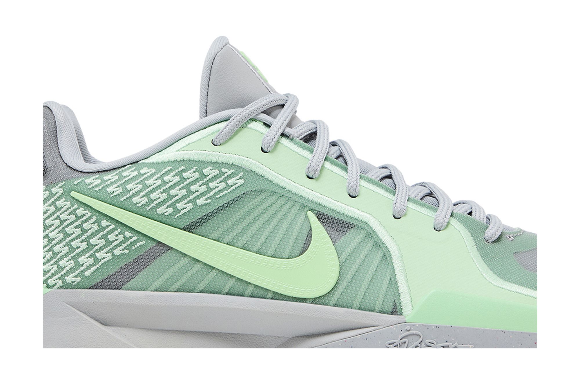 Order (W) Nike Sabrina 2 'Fresh Mint' Hijau Segar FQ2174-004