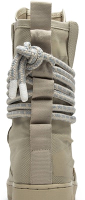 (Wanita) Nike SF Air Force 1 High Rattan AA3965-200 Sizing (Wanita) Nike SF Air Force 1 High Rattan AA3965-200