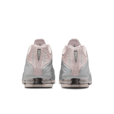 Sizing (W) 나이키 쇼크 R4 [직접 독점 제품] AR3565-600