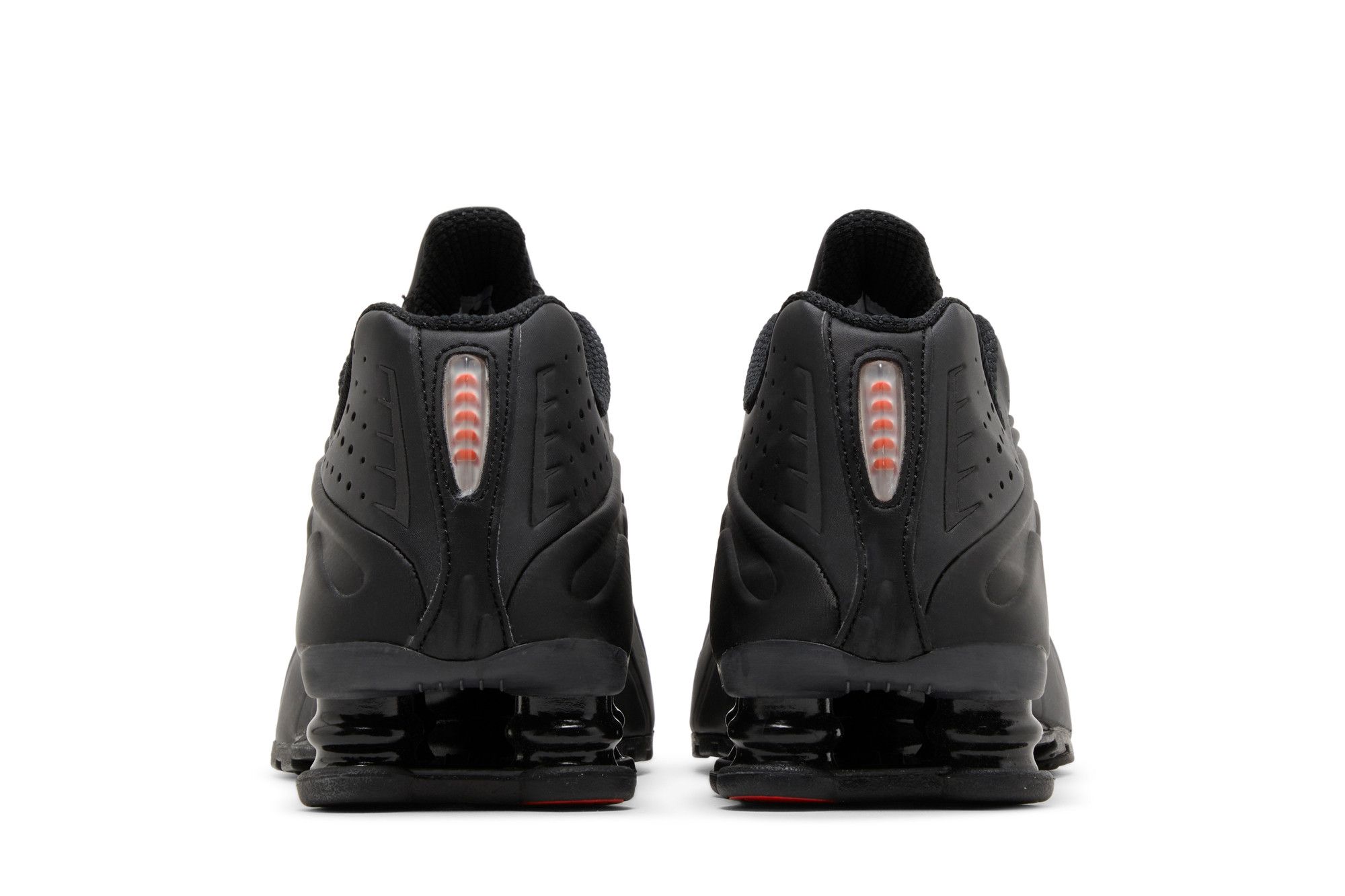 Sizing (W) Nike Shox R4 'Negro' AR3565-004