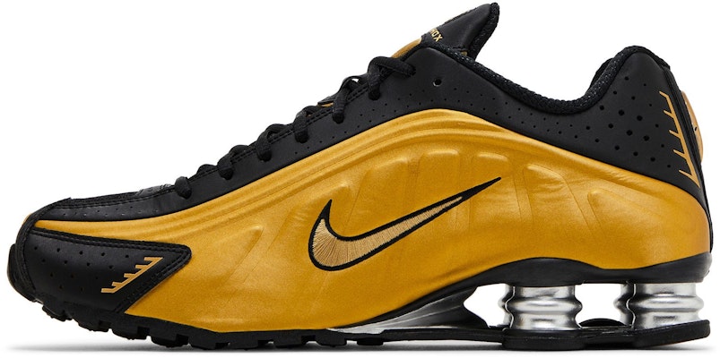 (Women) Nike Shox R4 'Black Metallic Gold' AR3565-005 Lookbook (Women) Nike Shox R4 'Black Metallic Gold' AR3565-005
