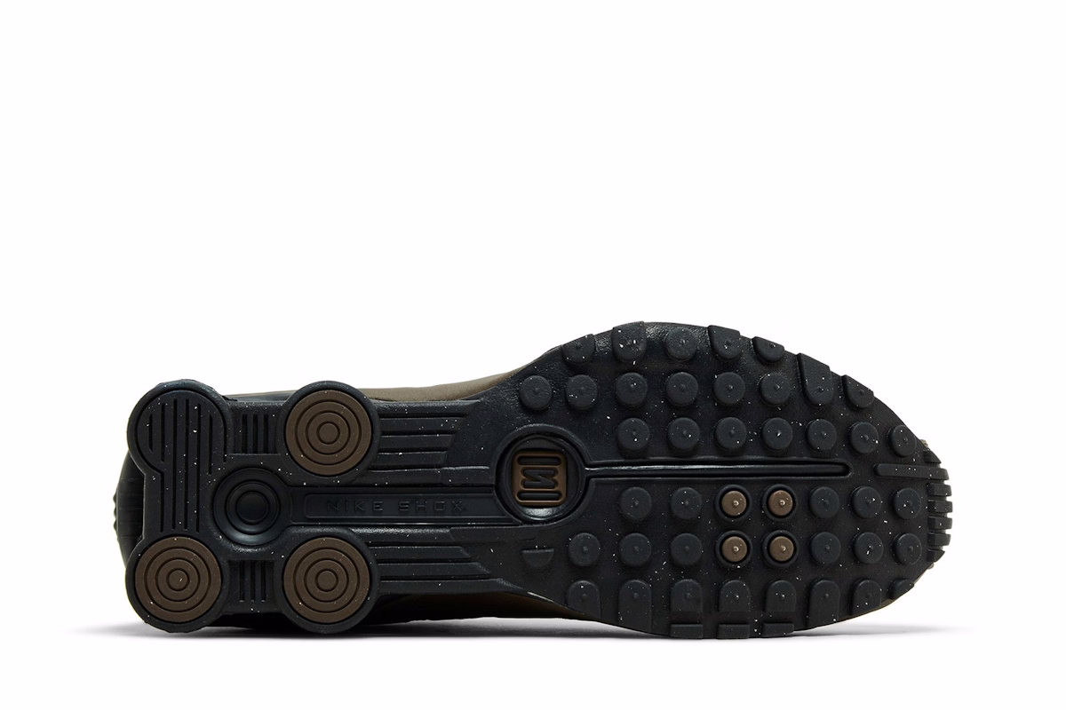 (Women) Nike Shox R4 'Off Noir Ironstone'