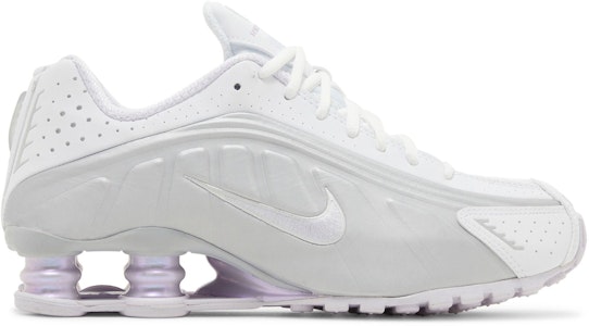 (W) ナイキ ショックス R4 "プラチナ/ベリーグレープ" HF5076-100 Buy (W) ナイキ ショックス R4 "プラチナ/ベリーグレープ" HF5076-100