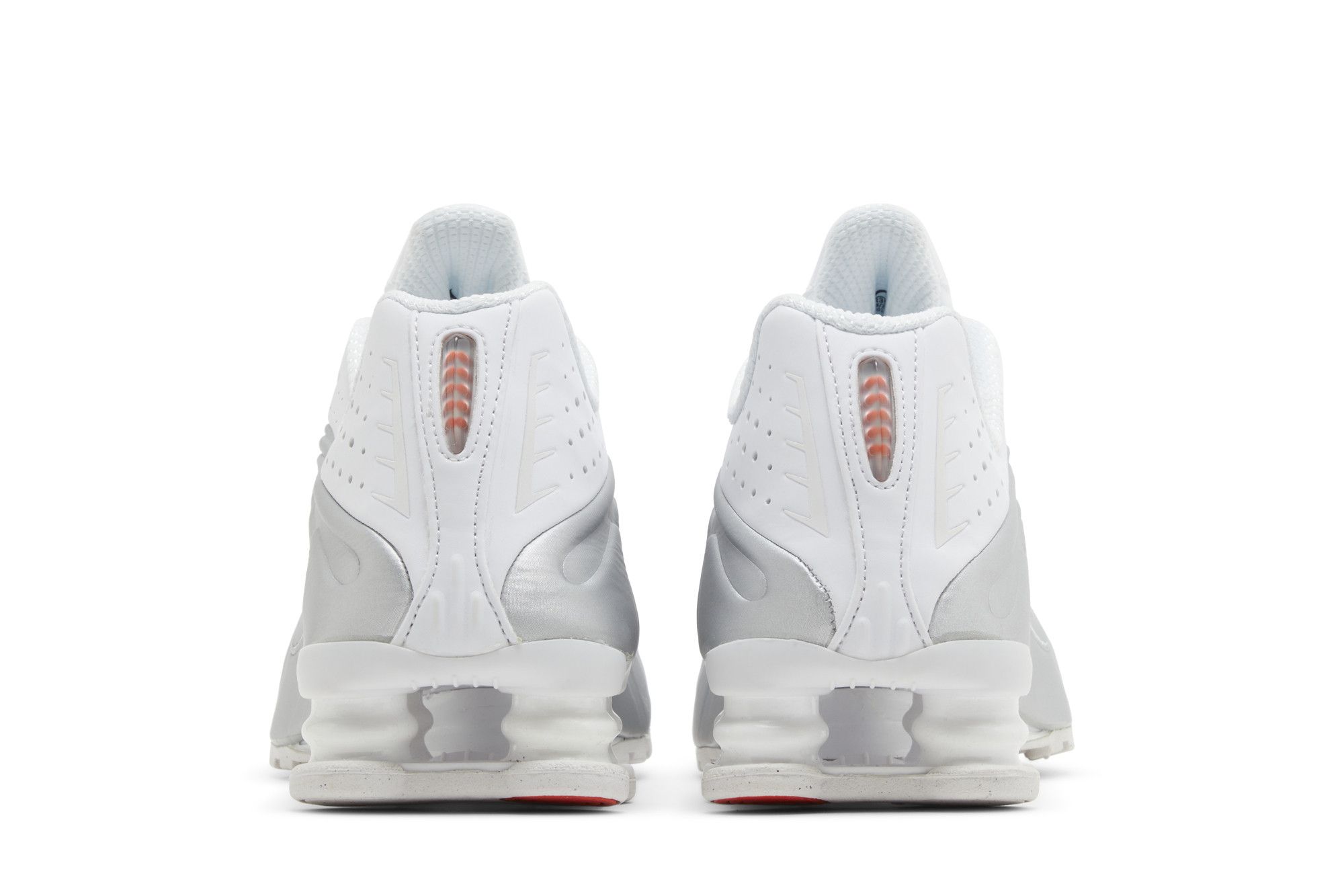 Sizing (W) ナイキ ショックス R4 "ホワイトメタリック" AR3565-101