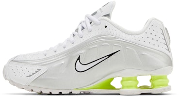 (W) ナイキ ショックス R4 "ホワイト/メタリックシルバー" AR3565-102 Lookbook (W) ナイキ ショックス R4 "ホワイト/メタリックシルバー" AR3565-102