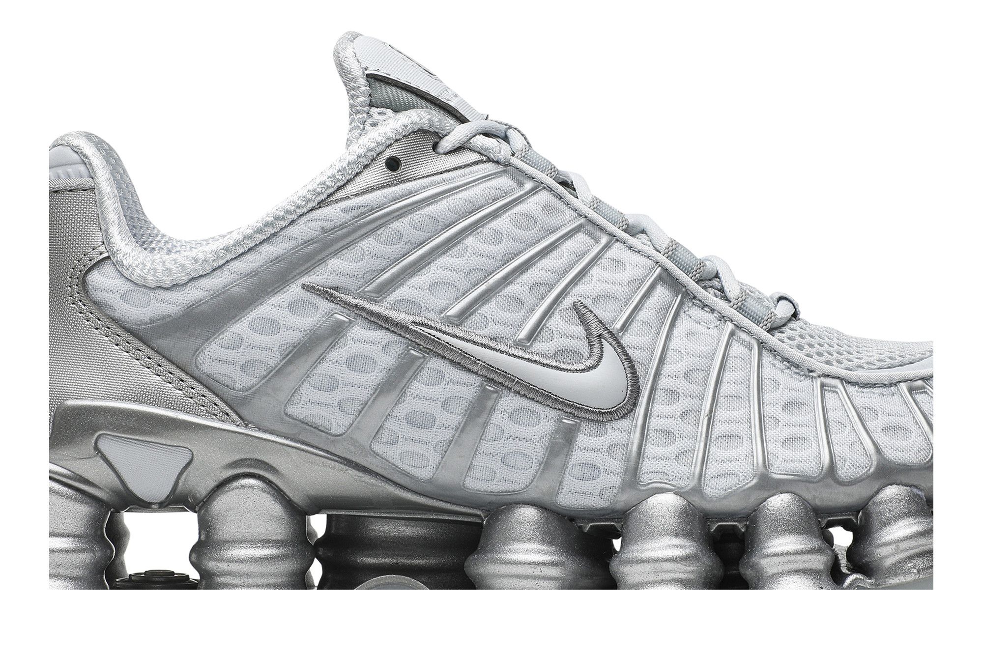 Lookbook (W) 나이키 샥스 TL '크롬' (Nike Shox TL 'Chrome') AR3566-003