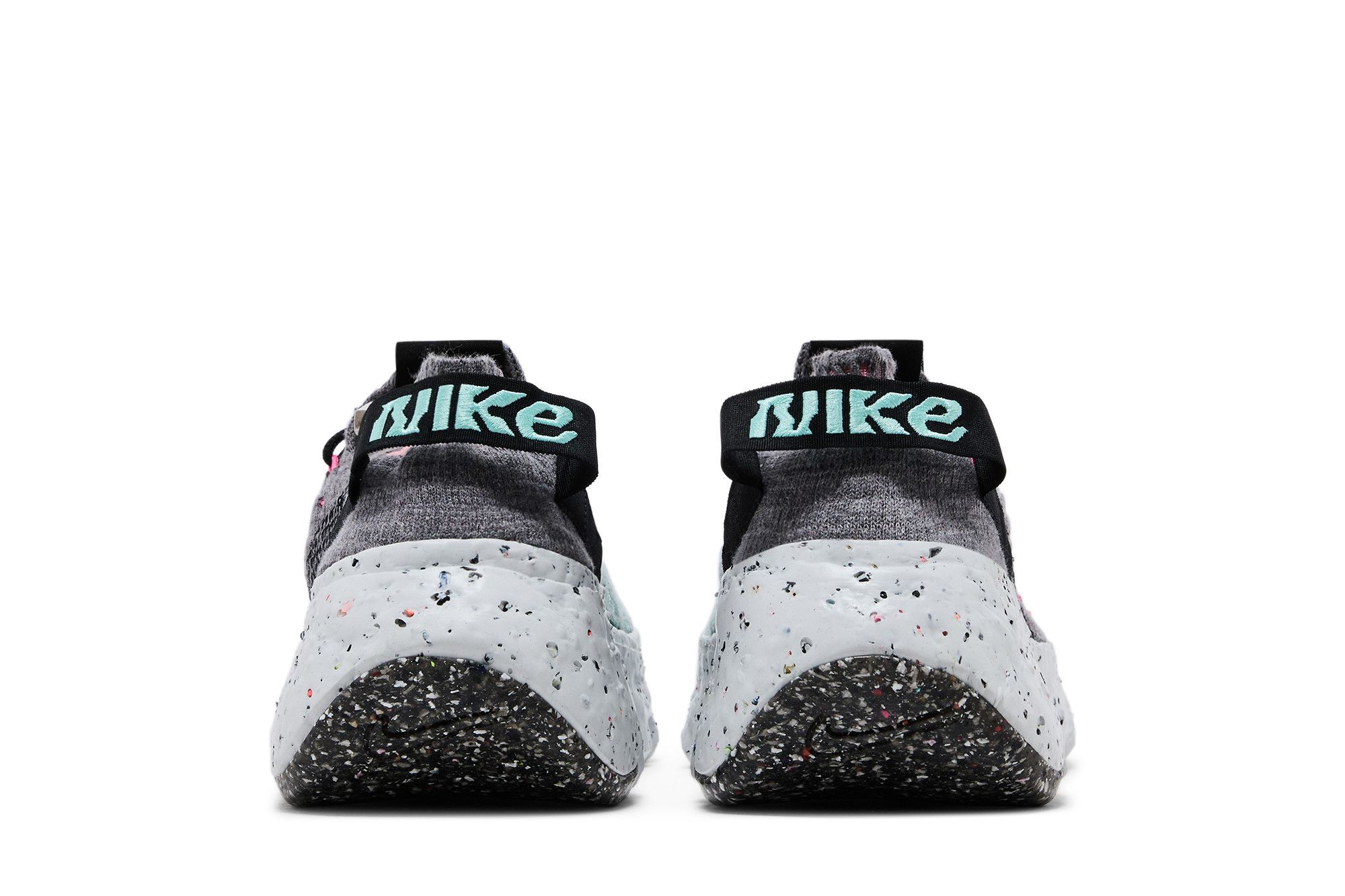 Sizing (W) Nike Space Hippie 04 ''South Beach'' Sneaker CD3476-003