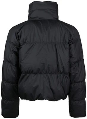 (W) Chaqueta Acolchada Negra de Invierno Nike Sportswear. BV2880-010 Lookbook (W) Chaqueta Acolchada Negra de Invierno Nike Sportswear. BV2880-010