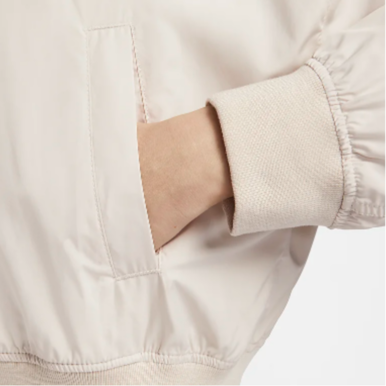 (Women) Nike Sportswear Essentials Jacket Minimal Logo Embroidery Light Redwood Brown FN2840-104 圖 5