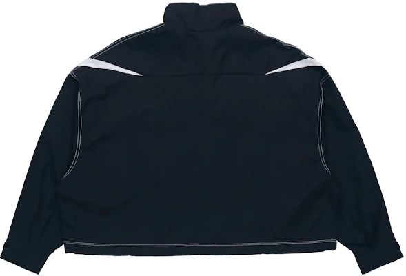 (W) Nike Sportswear Swoosh Cropped Woven Jacket Hitam Edisi Musim Semi DD5585-010 Lookbook (W) Nike Sportswear Swoosh Cropped Woven Jacket Hitam Edisi Musim Semi DD5585-010