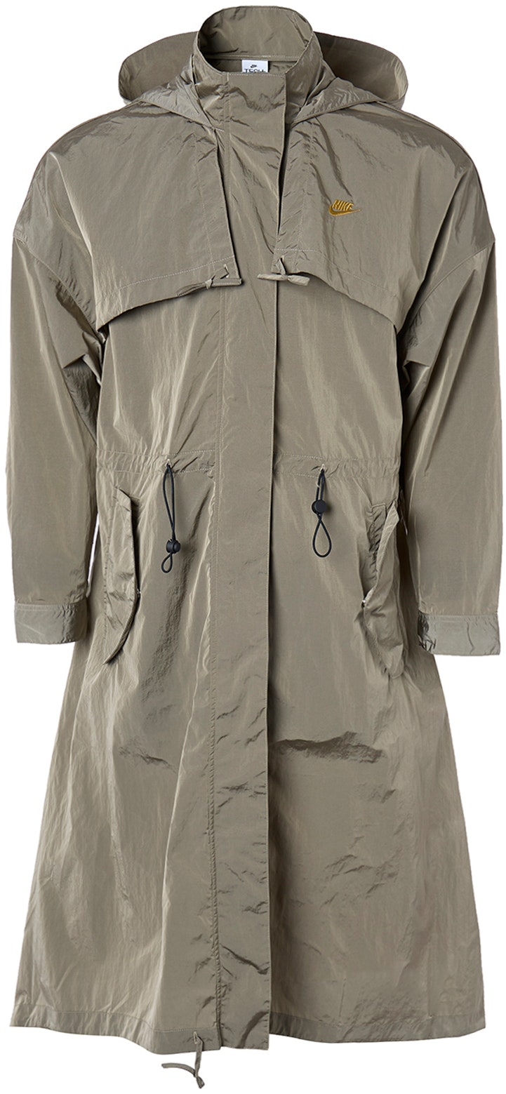 women-nike-sportswear-tech-pack-long-hooded-jacket-women-khaki-fb-8357-247