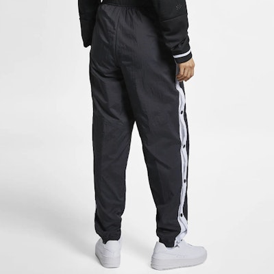 (W) ナイキ スポーツウェア ウインドランナー レトロ トラックパンツ ブラック ルーズフィット AR3083-011 Details for (W) ナイキ スポーツウェア ウインドランナー レトロ トラックパンツ ブラック ルーズフィット AR3083-011