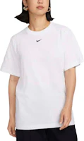 (Women) Nike Sportswear Women’s Relaxed Fit Logo White Crewneck T-Shirt. FD4150-100 (Women) Nike Sportswear Women’s Relaxed Fit Logo White Crewneck T-Shirt. FD4150-100