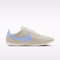 Lookbook (W) Nike Sprint Sister Cream II Sail Aluminium IO8030-200