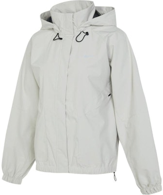 (W) 耐克Storm-FIT SWIFT反光标志女款防风跑步夹克烟灰色 FB7493-110 Order (W) 耐克Storm-FIT SWIFT反光标志女款防风跑步夹克烟灰色 FB7493-110