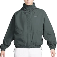 Shop (W) Chaqueta de Running Entrenamiento Nike Storm-FIT Verde Oliva FB7493-338