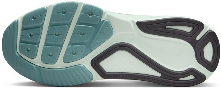 (W) Nike Structure 26 ''Putih Barely Green'' HJ1101-100 Details for (W) Nike Structure 26 ''Putih Barely Green'' HJ1101-100