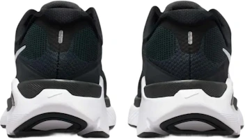 Shop (W) Nike Structure Plus 黑白配色 HQ3049-001