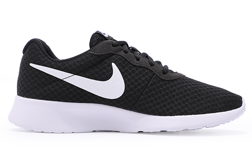 Order (W) Nike Tanjun ''Schwarz'' 812655-011