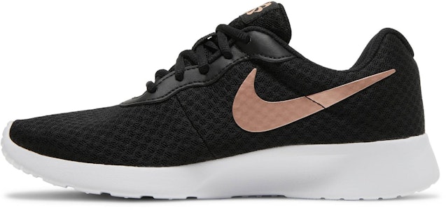 (W) Nike Tanjun 'Negro Metálico Rojo Bronce' DJ6257-001 Lookbook (W) Nike Tanjun 'Negro Metálico Rojo Bronce' DJ6257-001