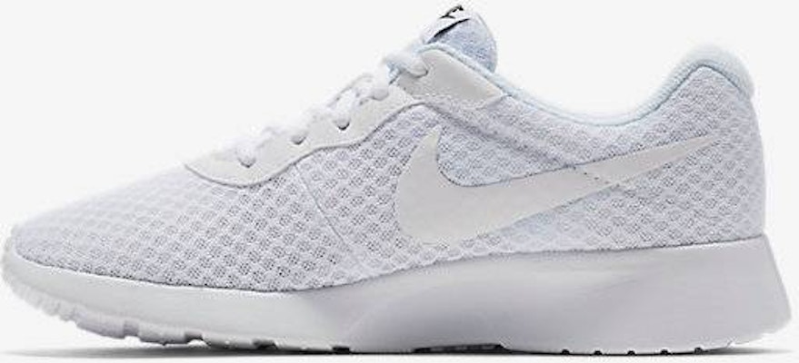 (Women) Nike Tanjun 'White' 812655-110 Lookbook (Women) Nike Tanjun 'White' 812655-110