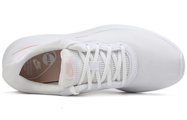 Lookbook (W) Nike Tanjun 'Coral Blanco Lavado' 812655-109