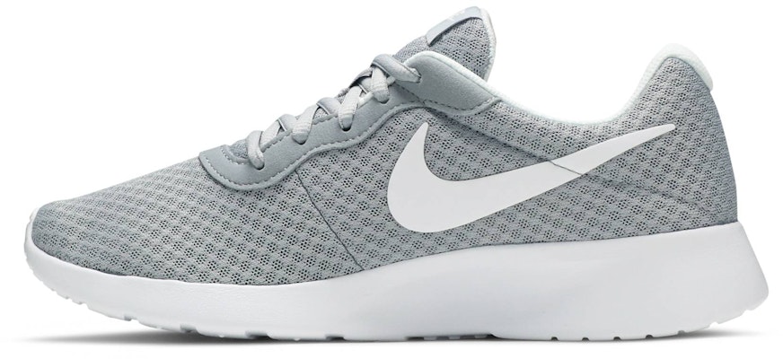 (Women) Nike Tanjun 'Wolf Grey' 812655-010 Lookbook (Women) Nike Tanjun 'Wolf Grey' 812655-010