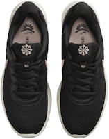 Shop (W) Nike Tanjun EasyOn ''Zwart Sail Roze'' DV7786-002