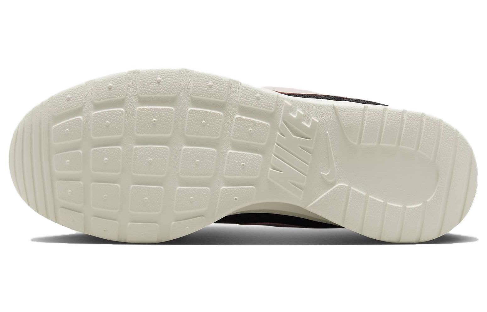 Details for (W) Nike Tanjun EasyOn ''Zwart Sail Roze'' DV7786-002