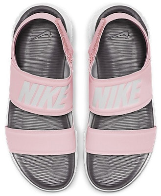 Pink nike sandals tanjun discount