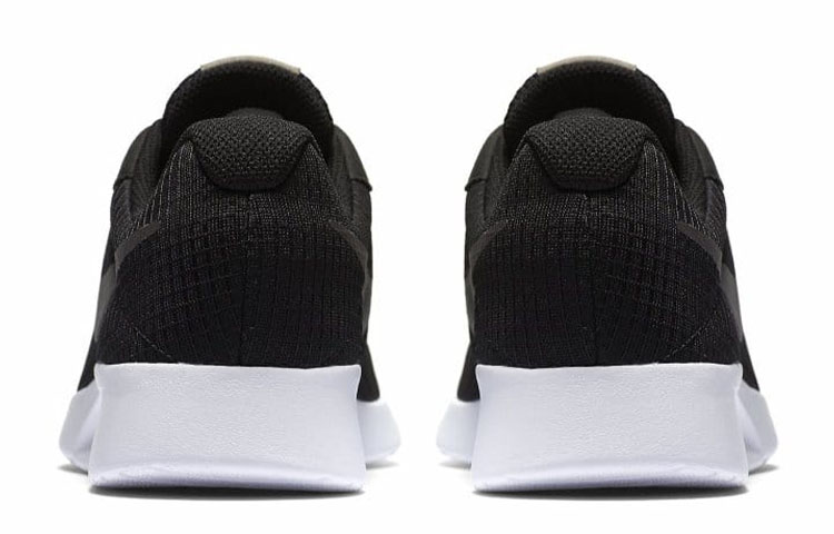 nike tanjun se men's athletic shoes