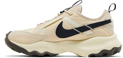 (W) Nike TC 7900 "沙滩黑咖" DD9682-200 Lookbook (W) Nike TC 7900 "沙滩黑咖" DD9682-200