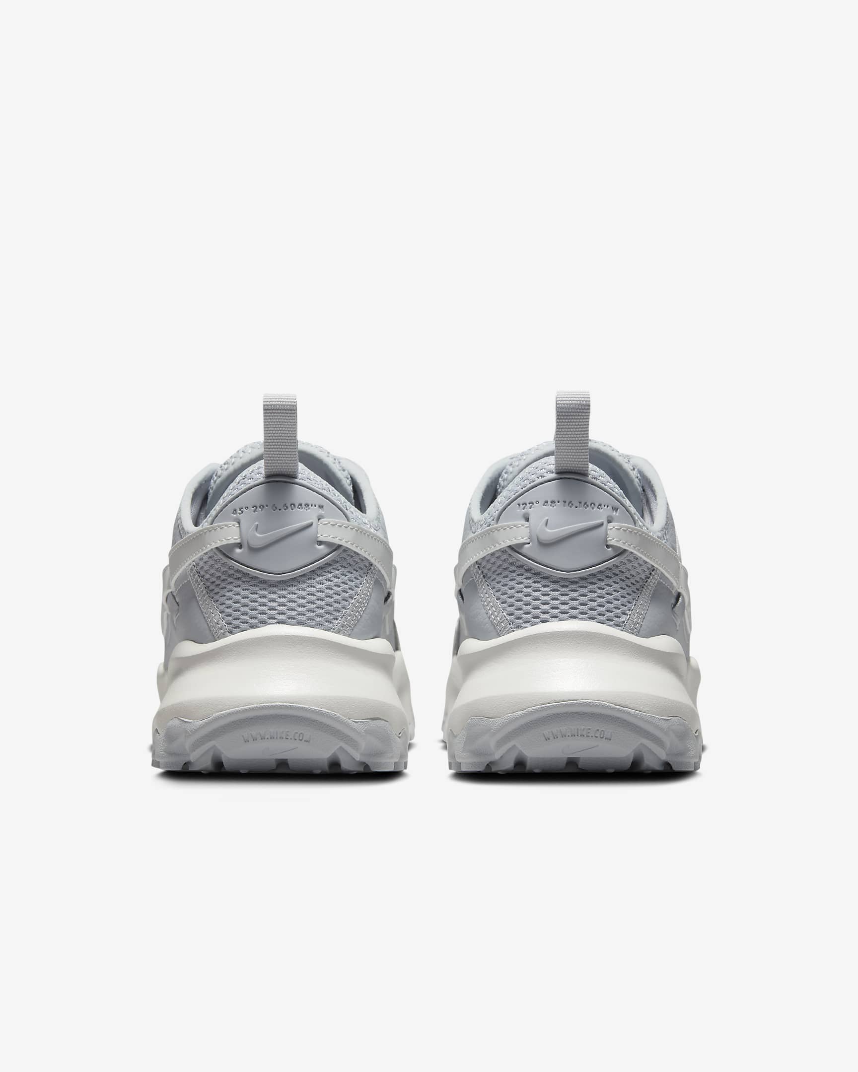 Sizing (W) Nike TC 7900 ''Wolf Grijs Photon'' DD9682-005