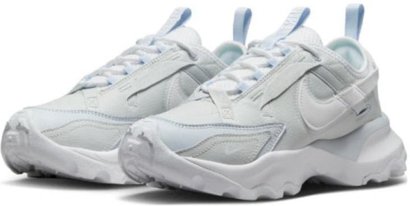 女性款 Nike TC 7900 Premium 2 'Photon Dust Light Blue' FB8941-043 Lookbook 女性款 Nike TC 7900 Premium 2 'Photon Dust Light Blue' FB8941-043